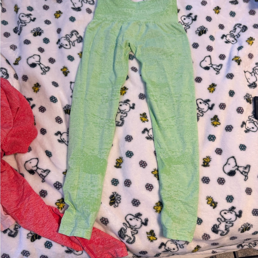 NVGTN Light Green Leggings